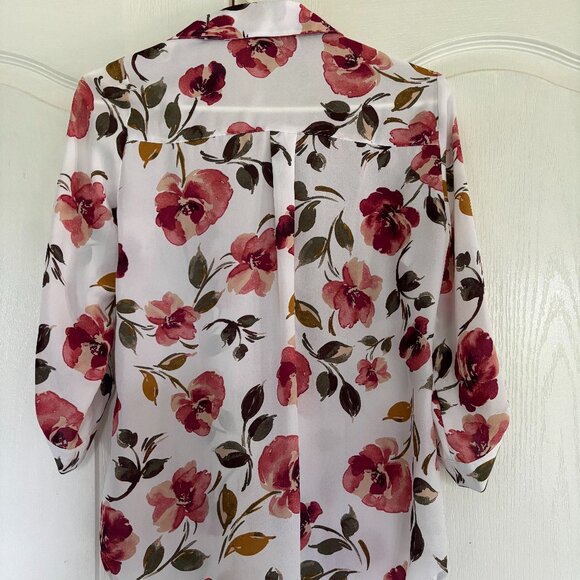 FORTUNE + IVY Christelle Button Down Blouse - Picture 3 of 3